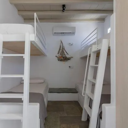 Iakovos Summer House * Triandaros (Tinos)